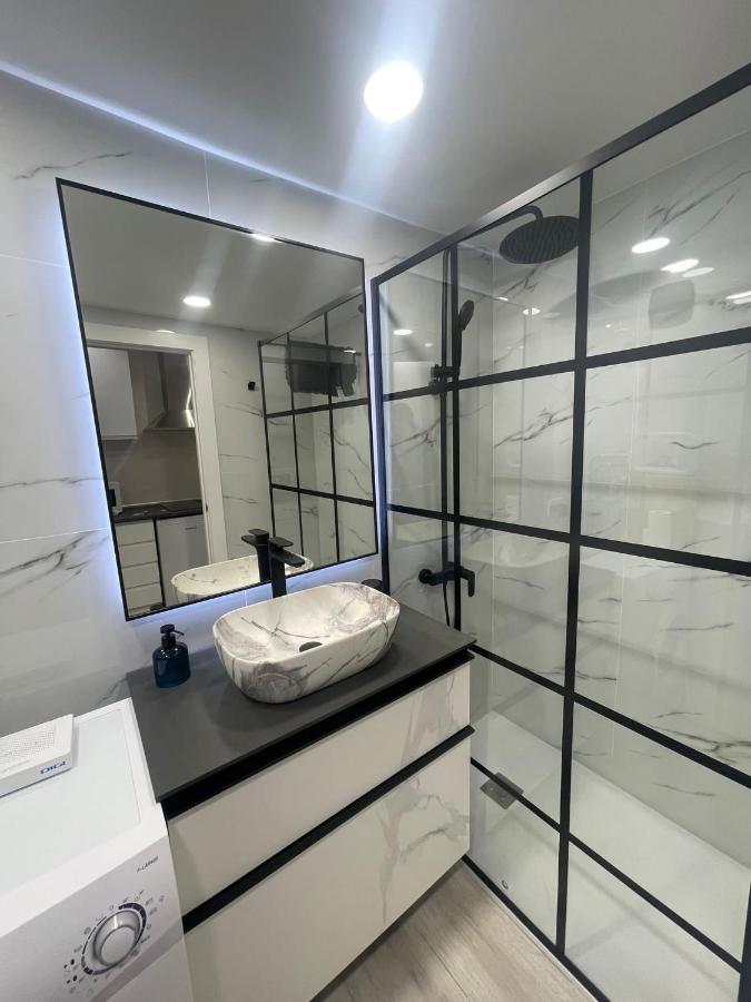 Apartment In City Center Alicante Exterior foto