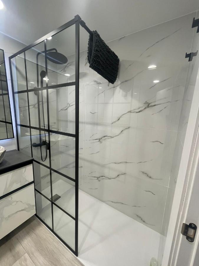 Apartment In City Center Alicante Exterior foto